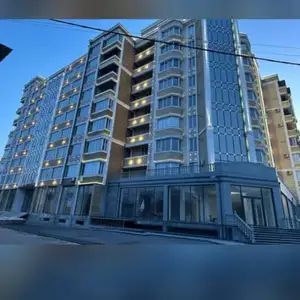 2-комн. квартира, 2 этаж, 85м², Универмаг