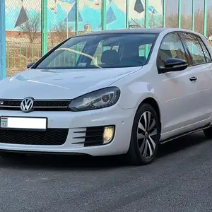 Volkswagen Golf, 2010