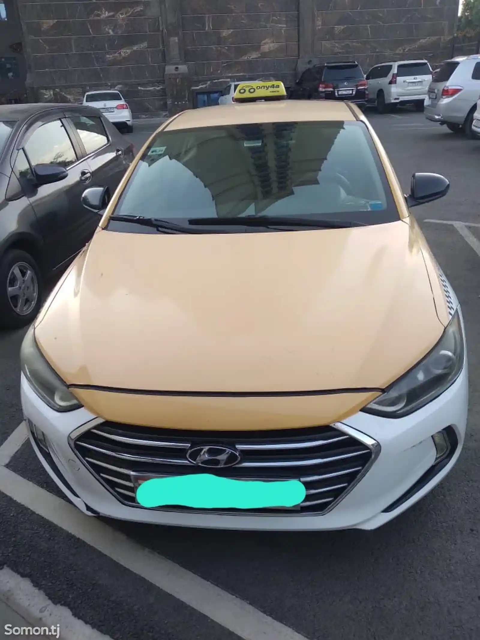 Hyundai Elantra, 2017-1