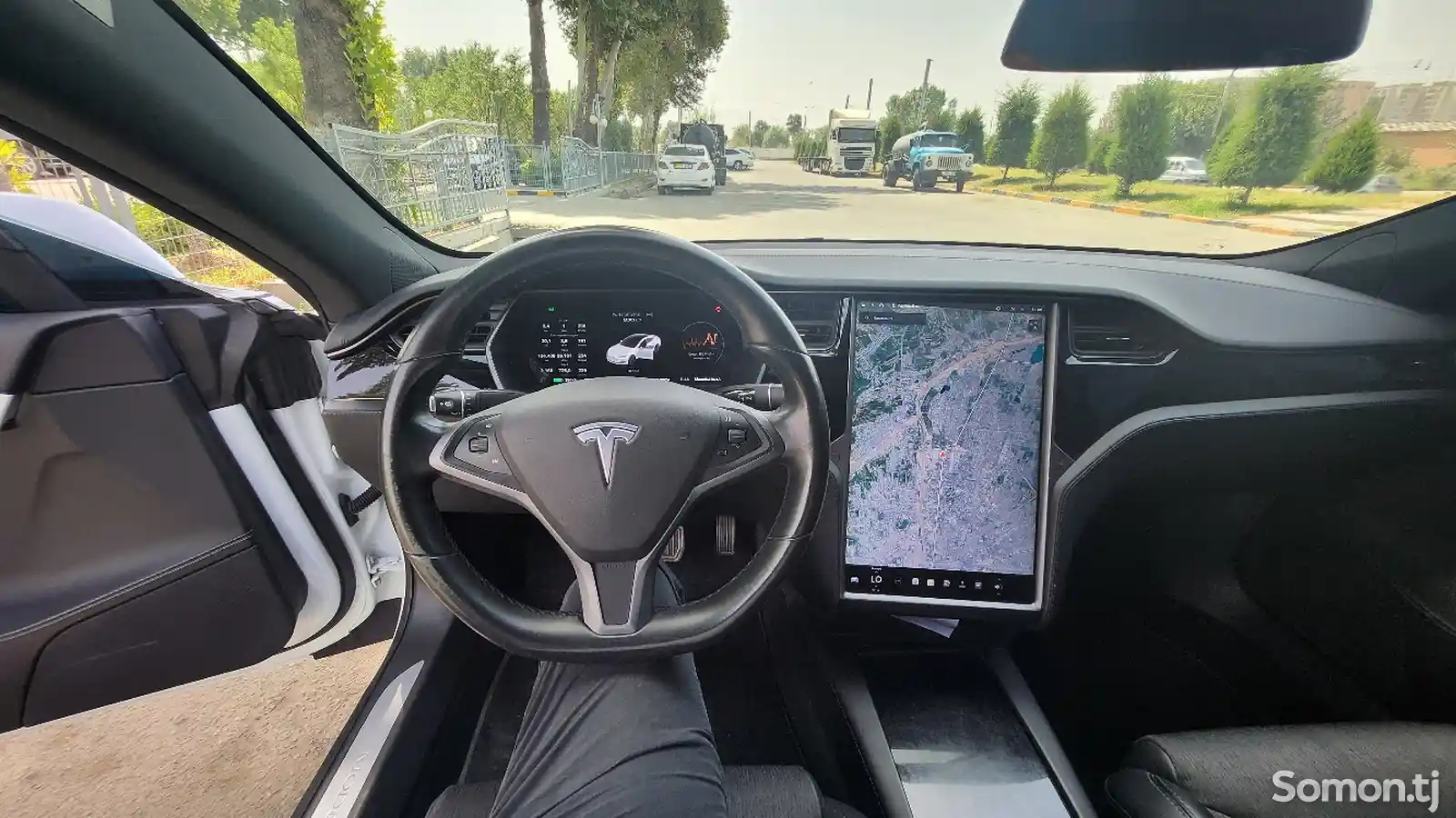 Tesla Model S, 2020-11