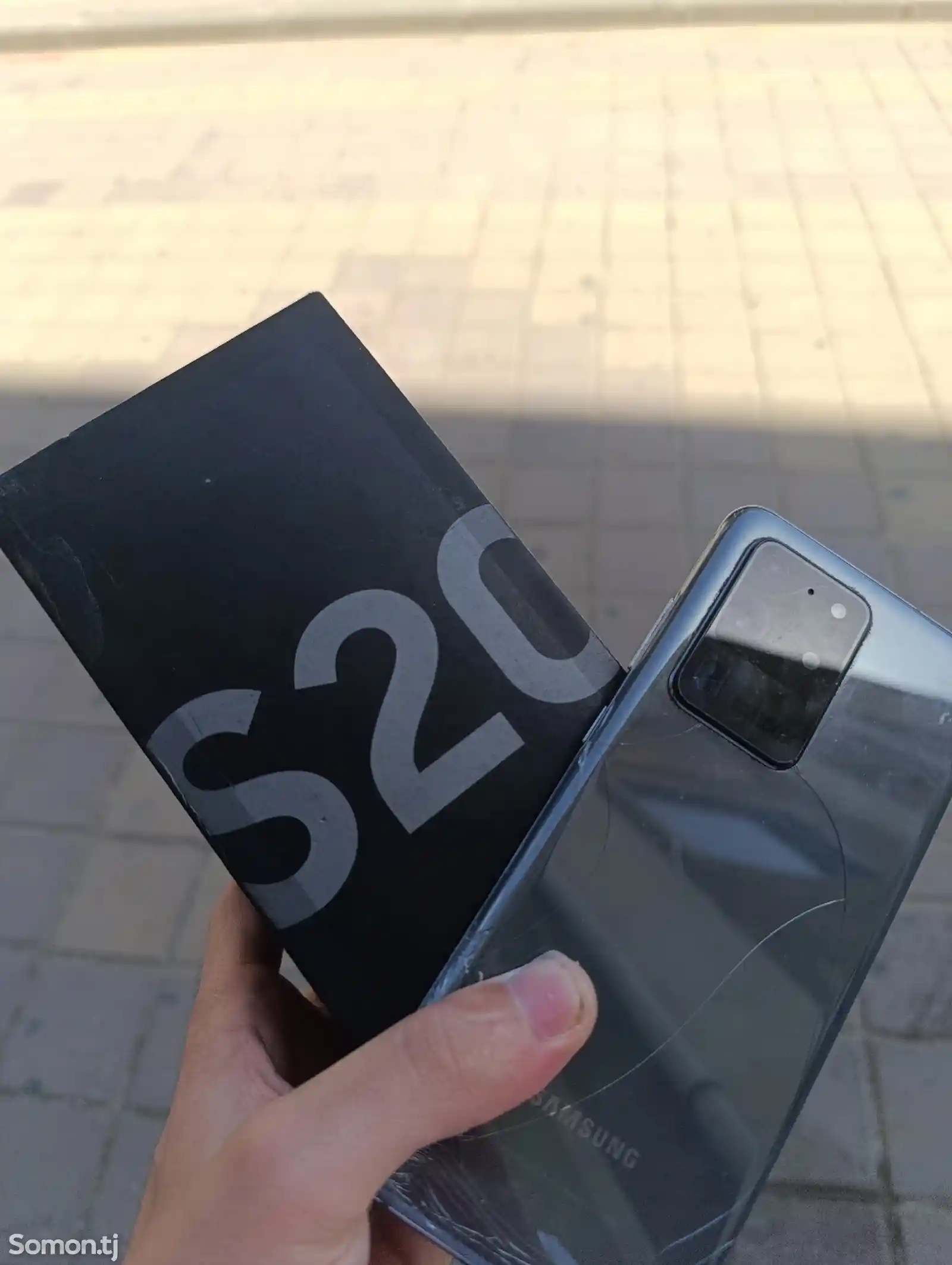 Samsung Galaxy S20 ultra-1