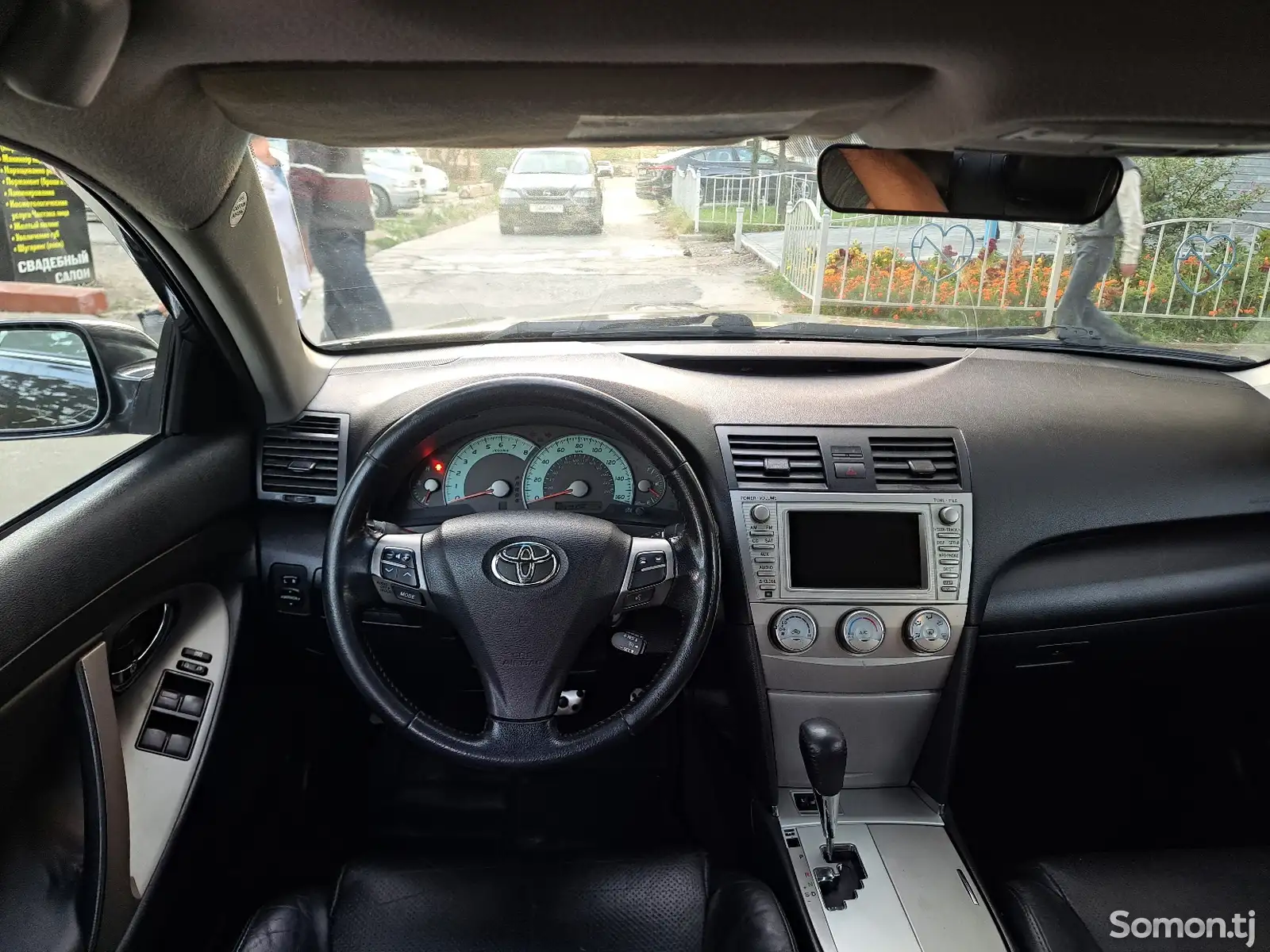 Toyota Camry, 2010-8