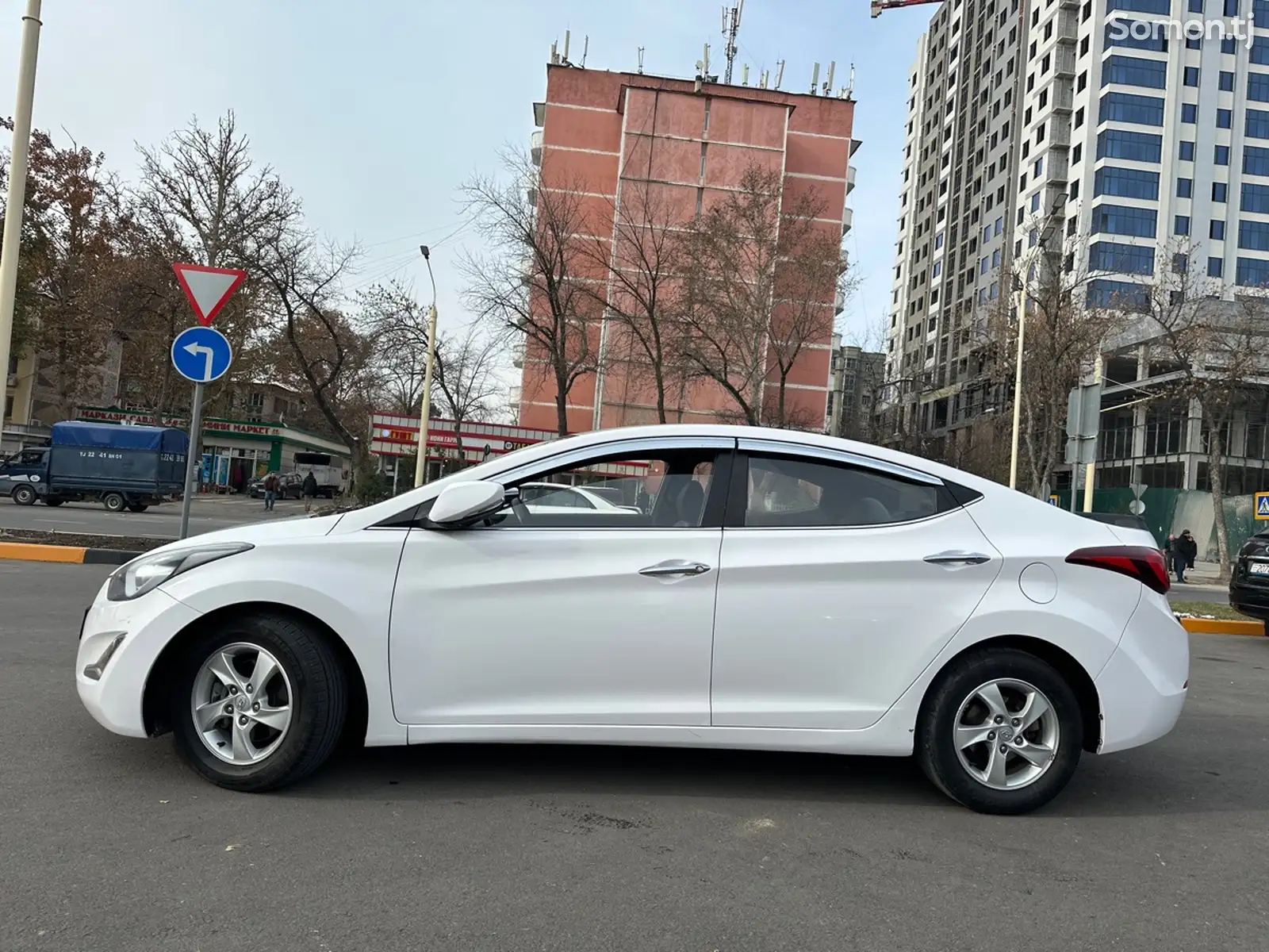 Hyundai Avante, 2015-1