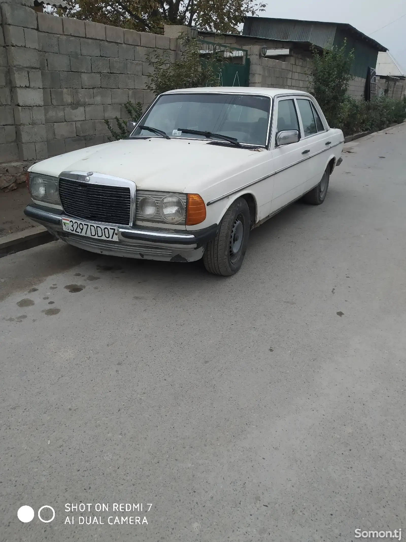 Mercedes-Benz C class, 1981-1