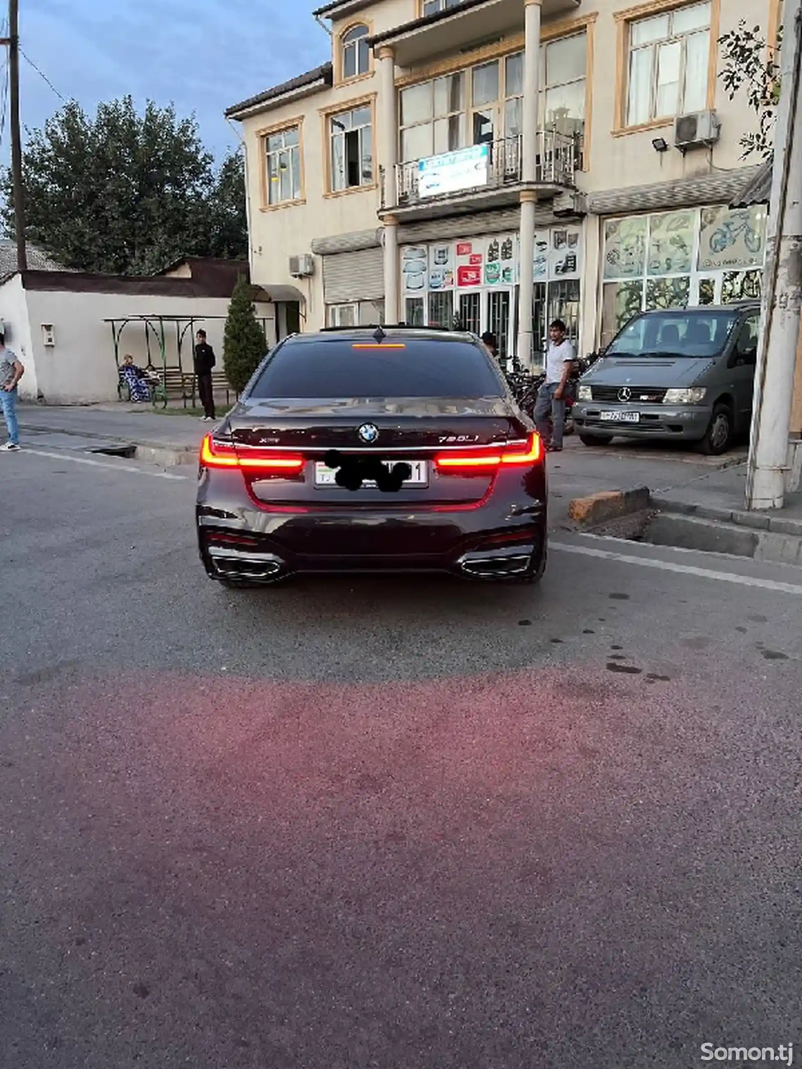 BMW 7 series, 2015-3