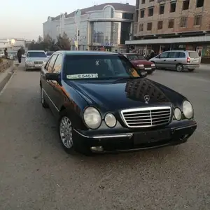 Mercedes-Benz E class, 2000