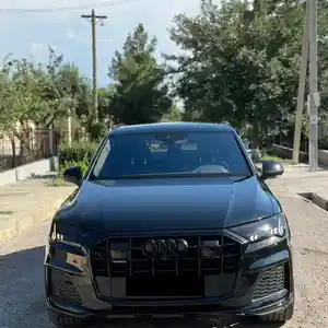 Audi Q7, 2023