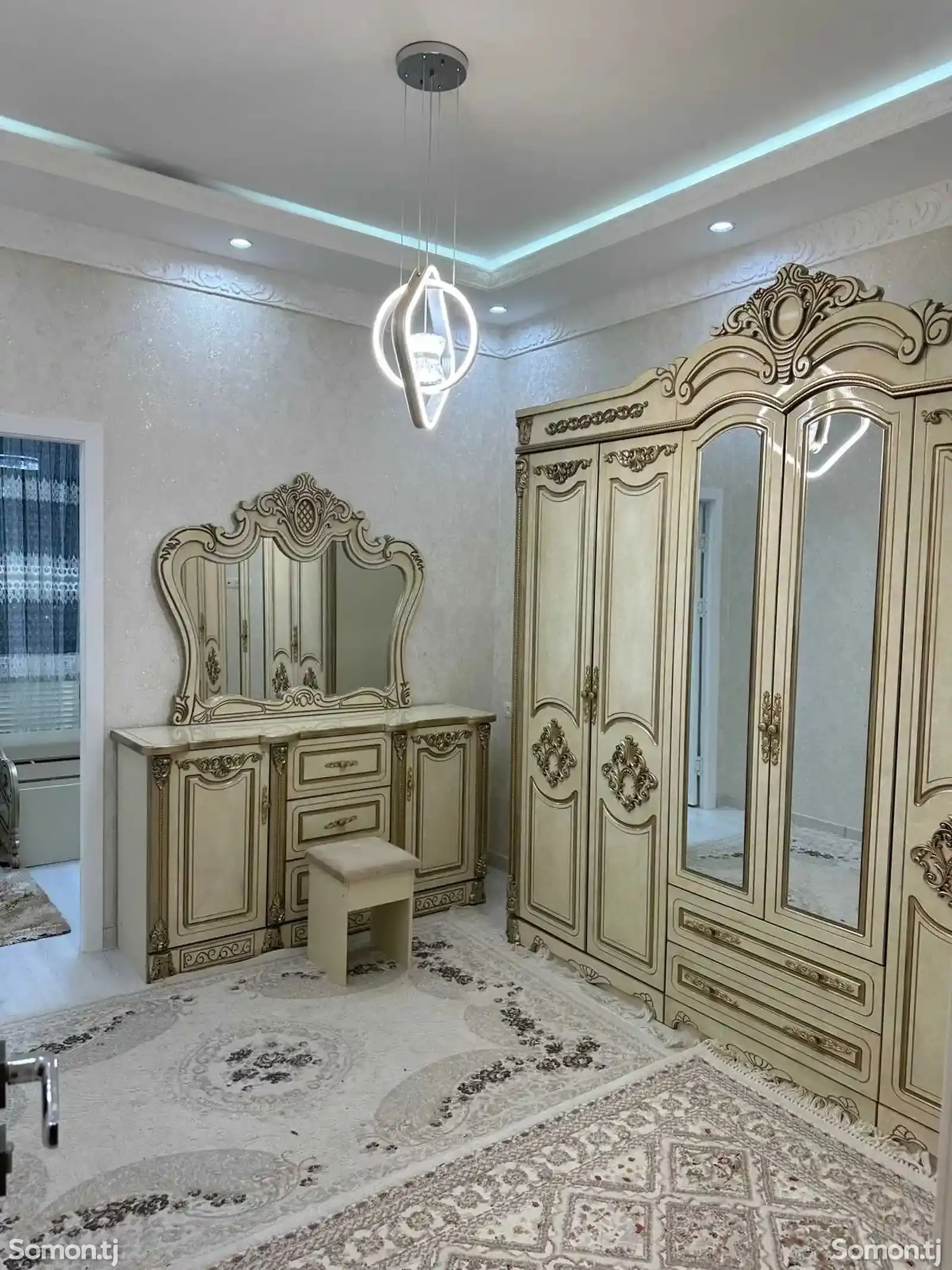 3-комн. квартира, 5 этаж, 100м², Центр, Исмоили Сомони-3