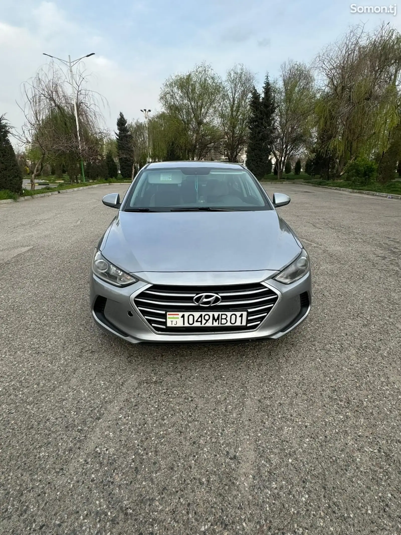 Hyundai Elantra, 2017-1