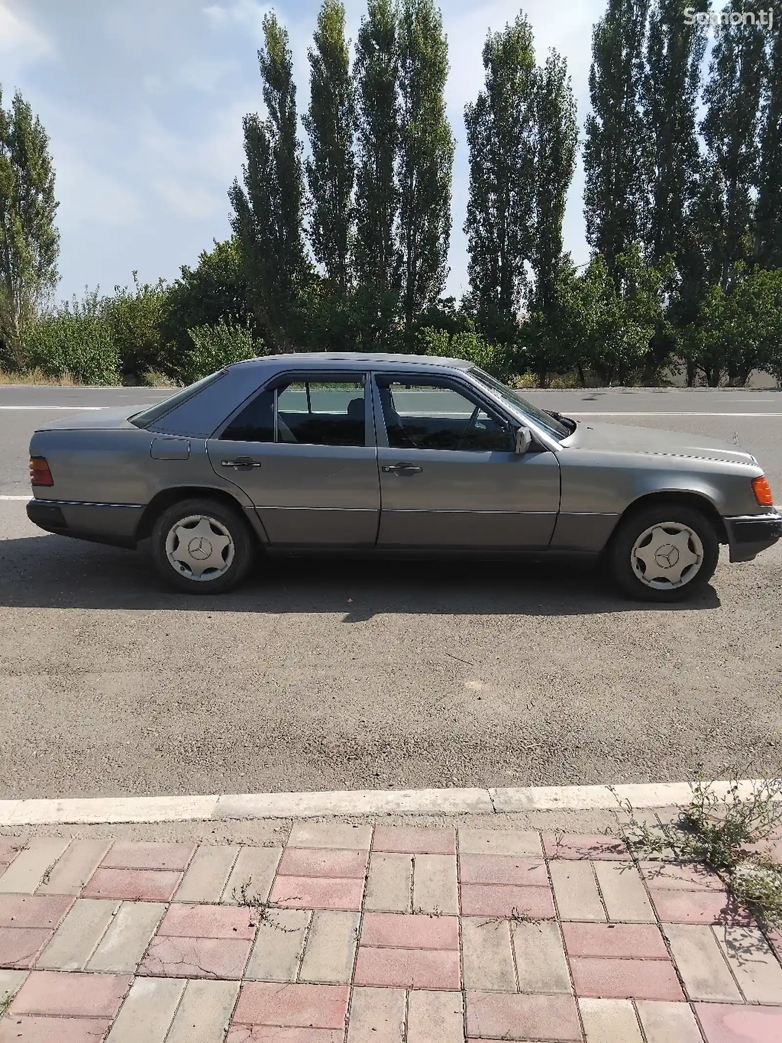 Mercedes-Benz W124, 1992-9