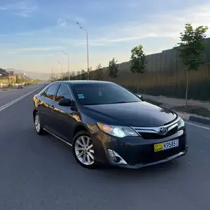 Toyota Camry, 2012