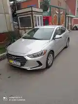 Hyundai Elantra, 2018-3