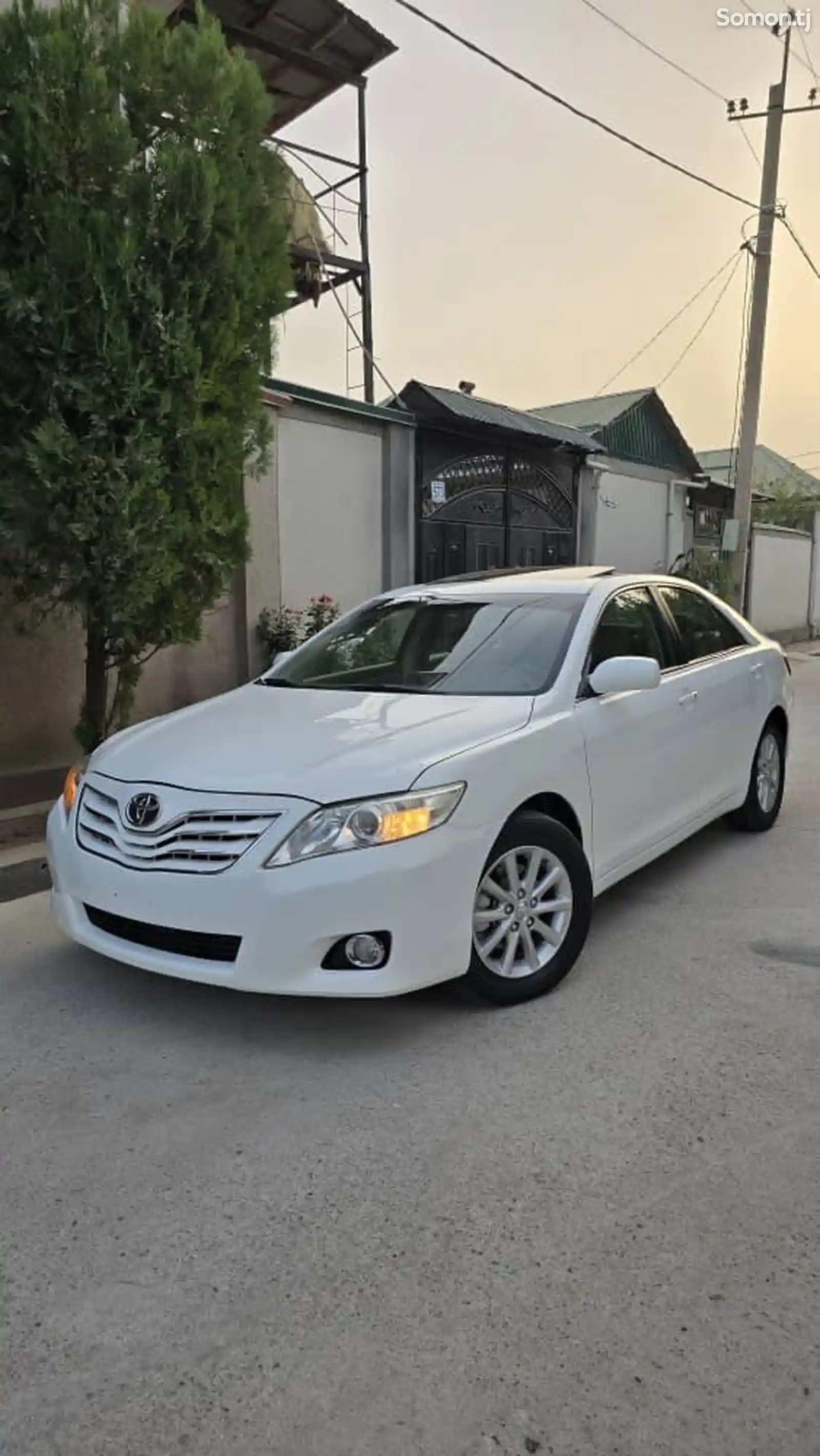 Toyota Camry, 2011-1