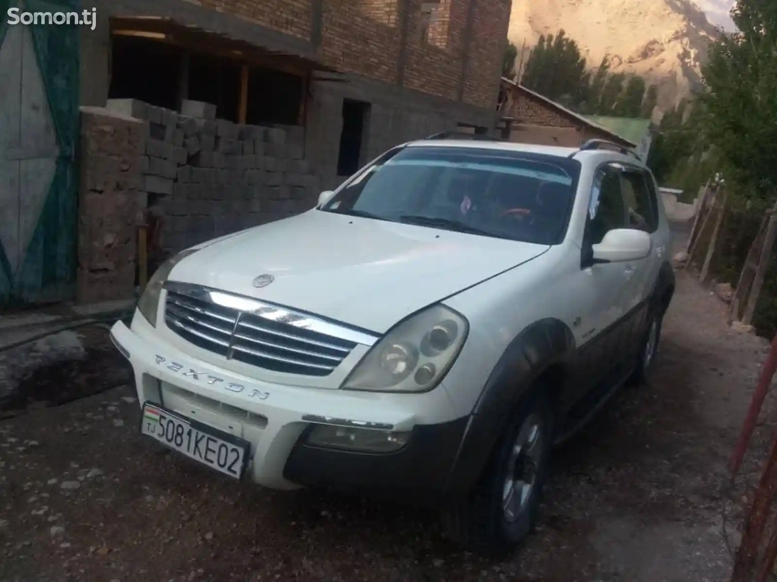 Ssang Yong Rexton, 2002-4