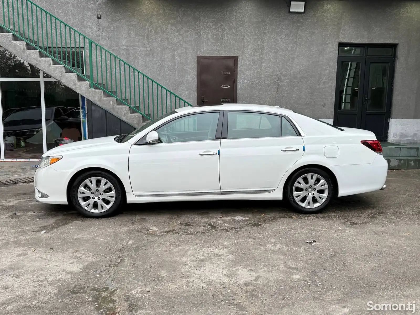 Toyota Avalon, 2011-4