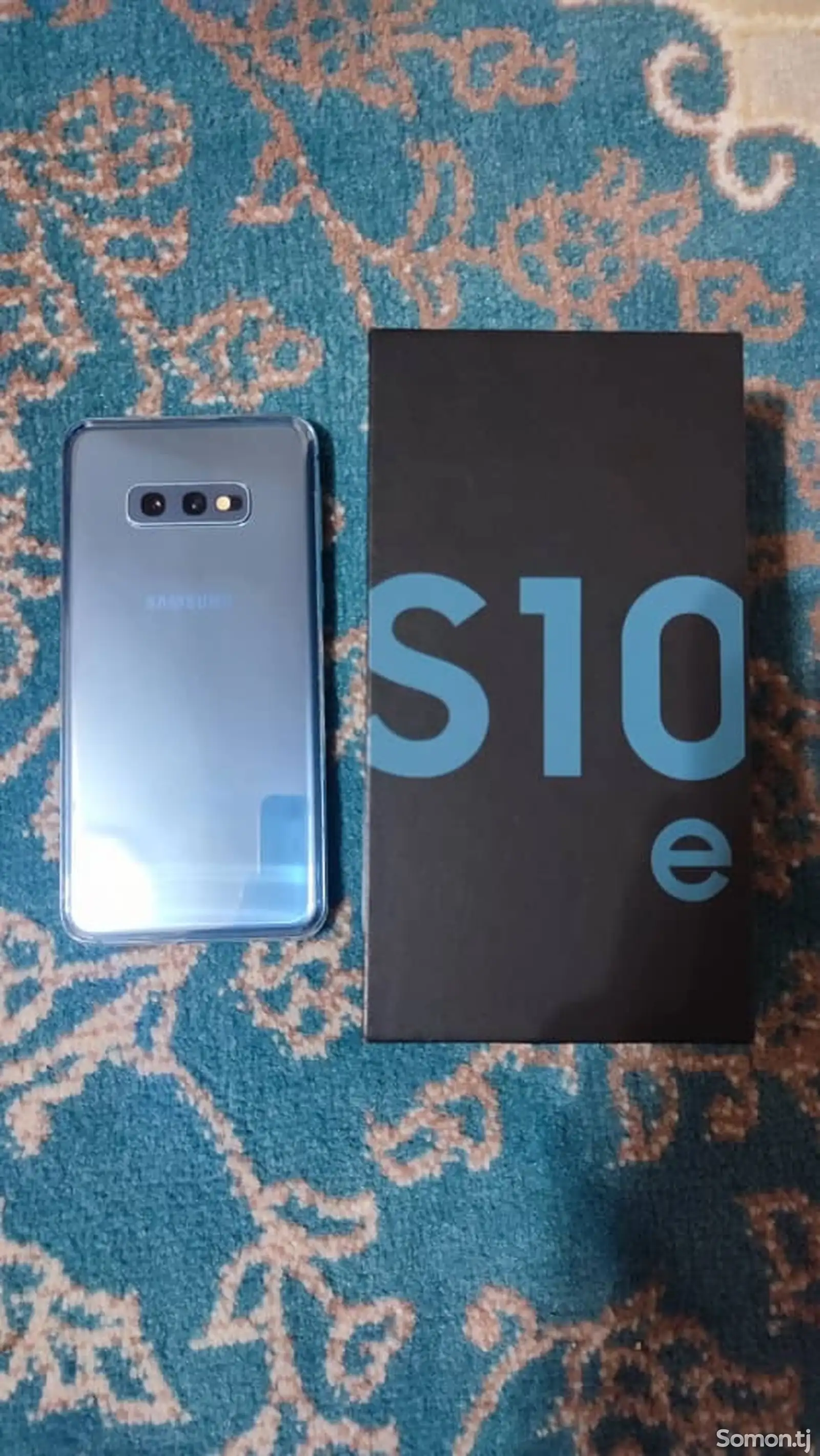 Samsung Galaxy s10e-1