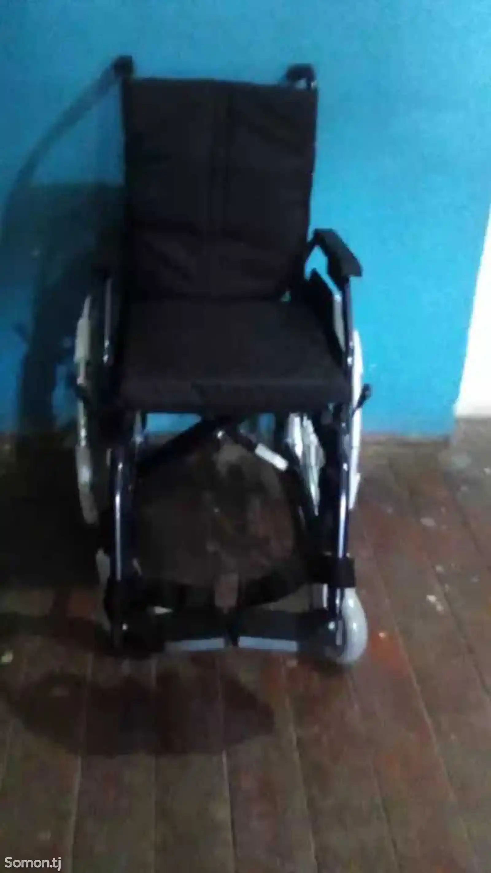 Инвалидное кресло-каталка-5
