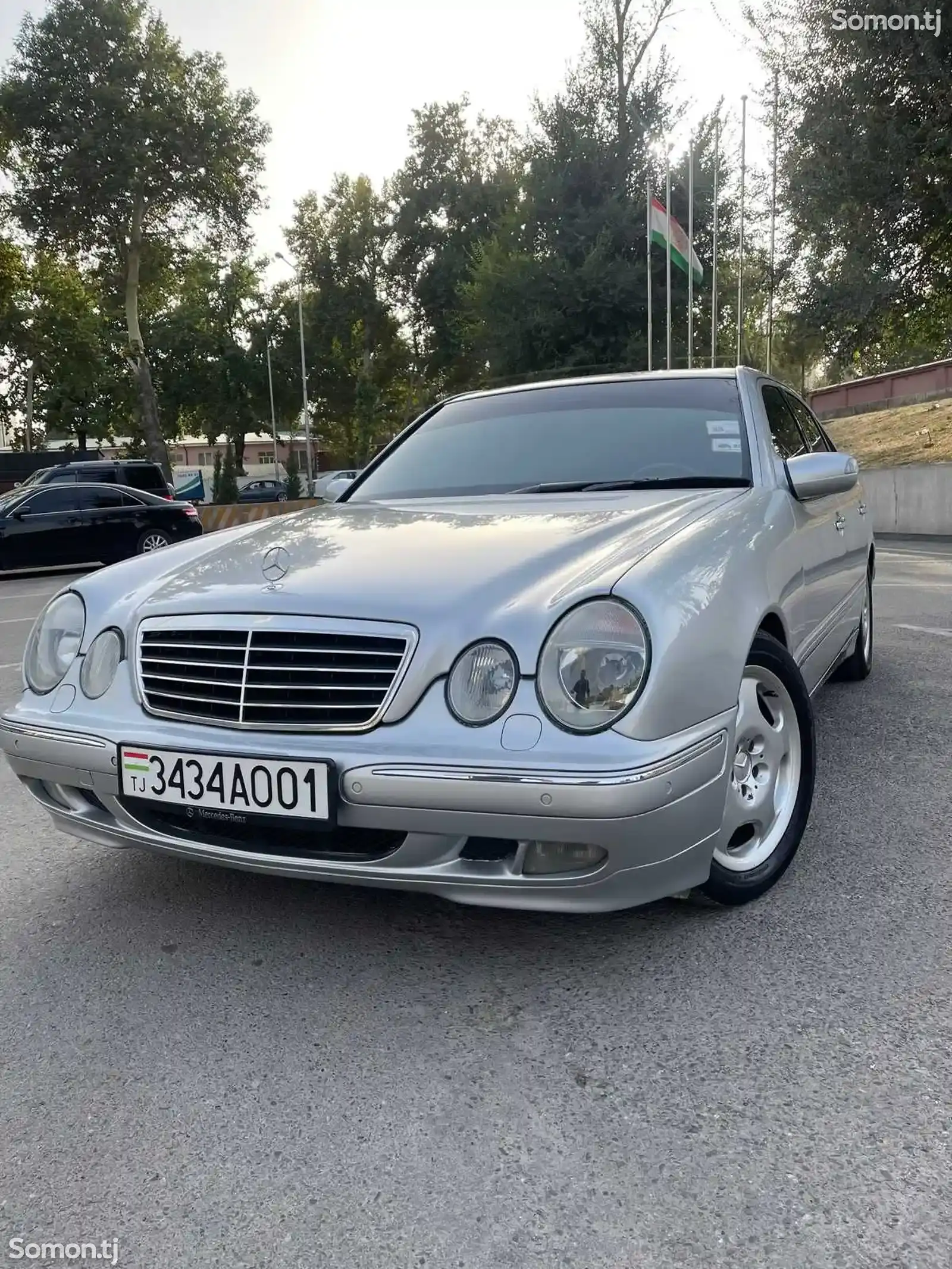 Mercedes-Benz E class, 2000-1