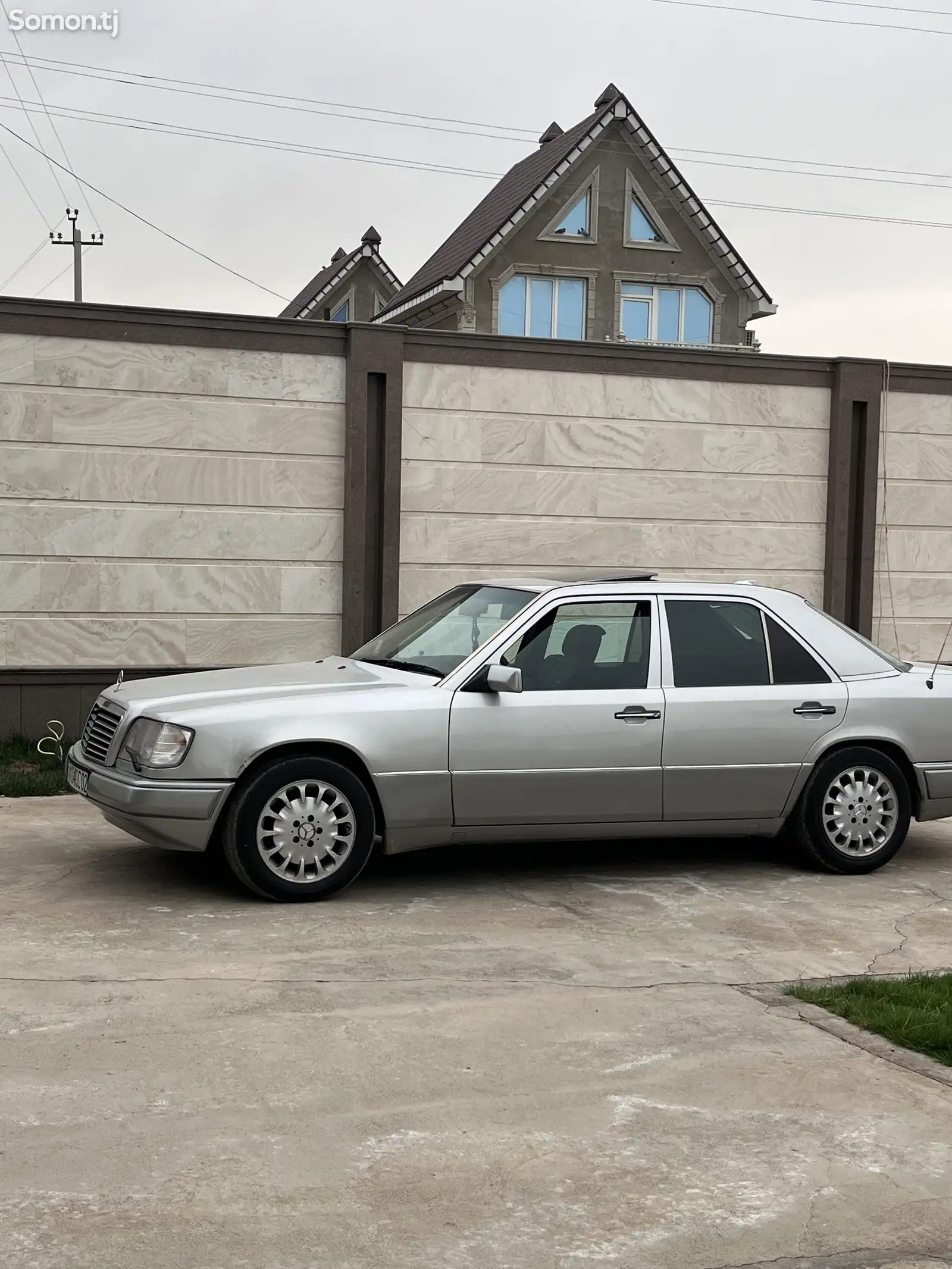 Mercedes-Benz W124, 1993-1