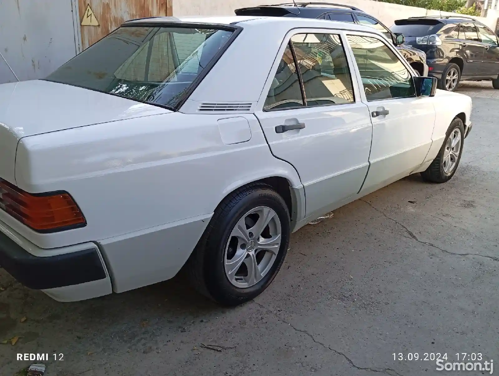 Mercedes-Benz W201, 1990-2