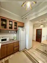 3-комн. квартира, 1 этаж, 80м², ул.М.Турсунзода 8 В 17-6