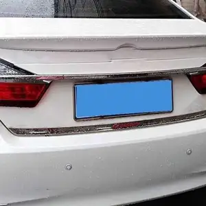 Спойлер на Toyota Camry 5