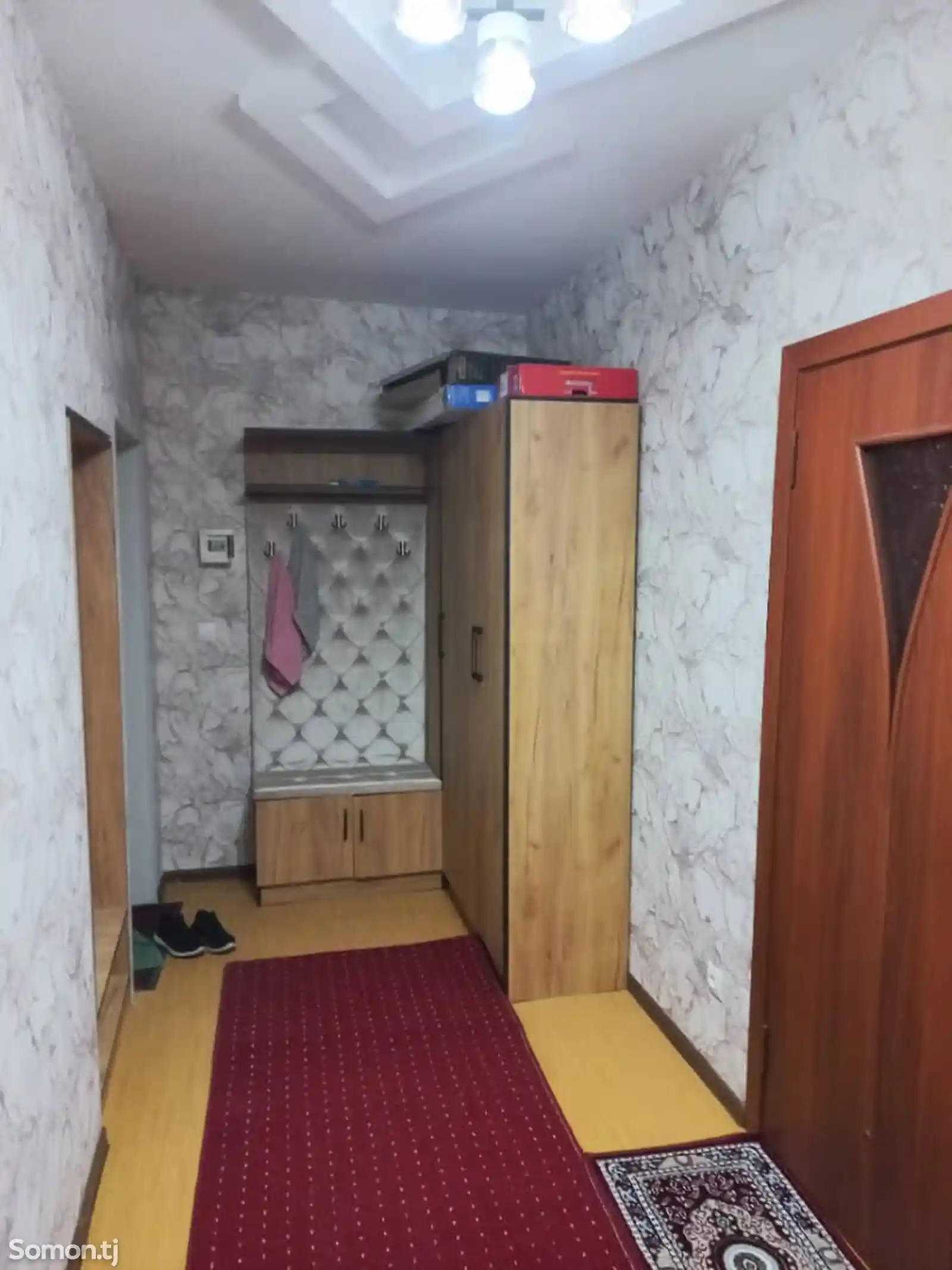 1-комн. квартира, Цокольный этаж, 40 м², 13 мкр-7