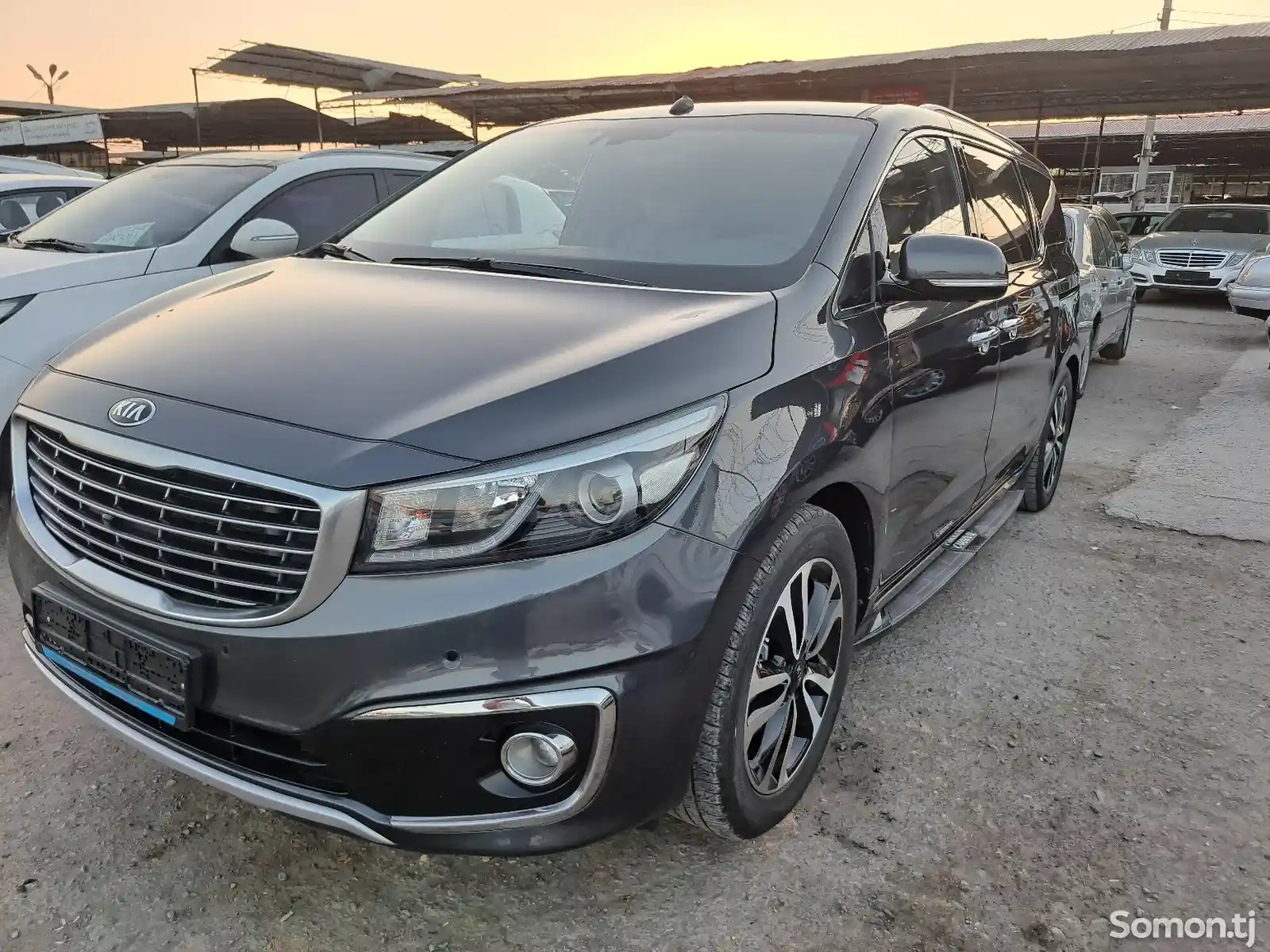 Kia Carnival, 2014-1