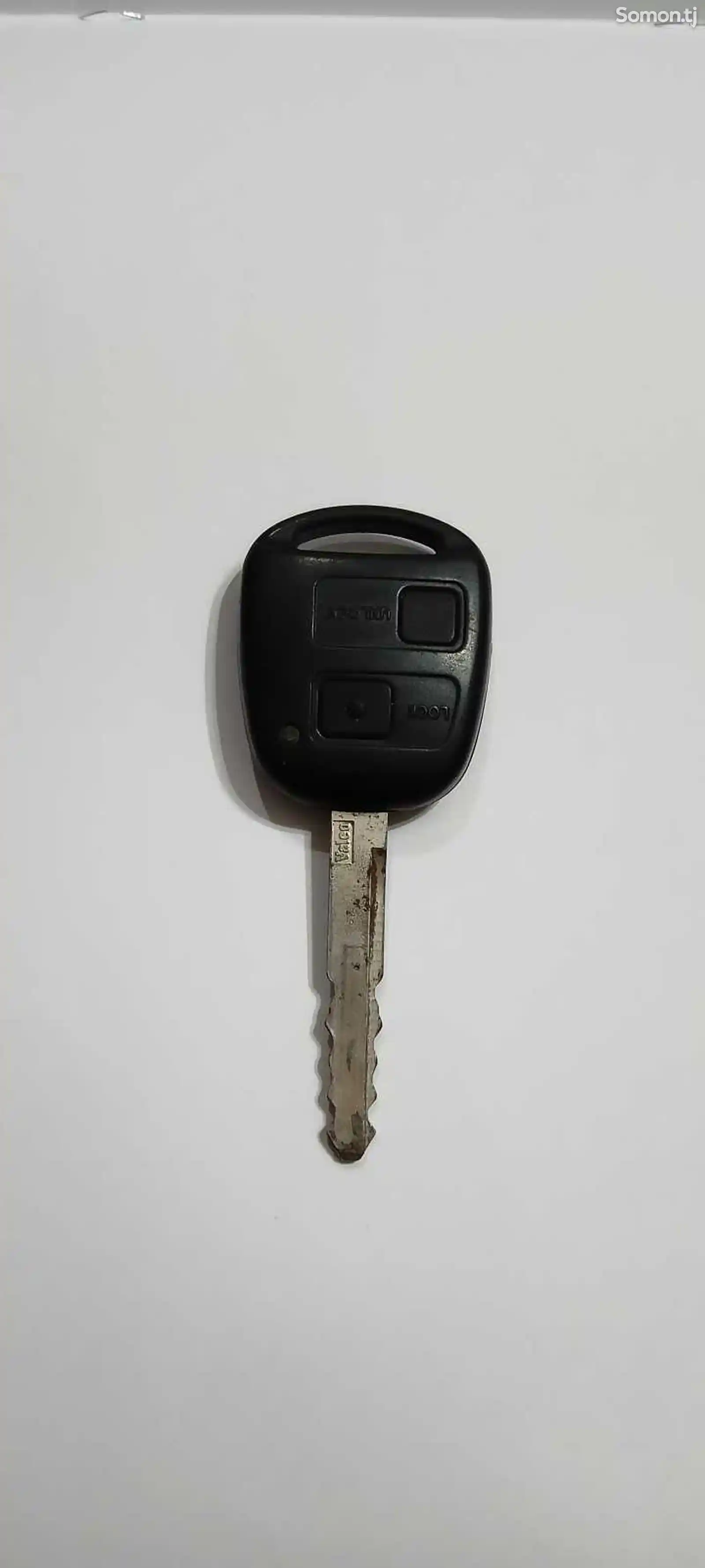 Ключ от Toyota Corolla original-2