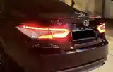 Задние Фары на Toyota Camry 2018-2