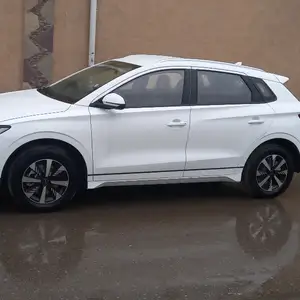 BYD E2, 2024