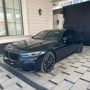 BMW 7 series, 2022