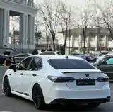 Toyota Camry, 2018-5