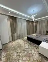 Комната в 2-комн. квартире, 4 этаж, 130м², сино-6