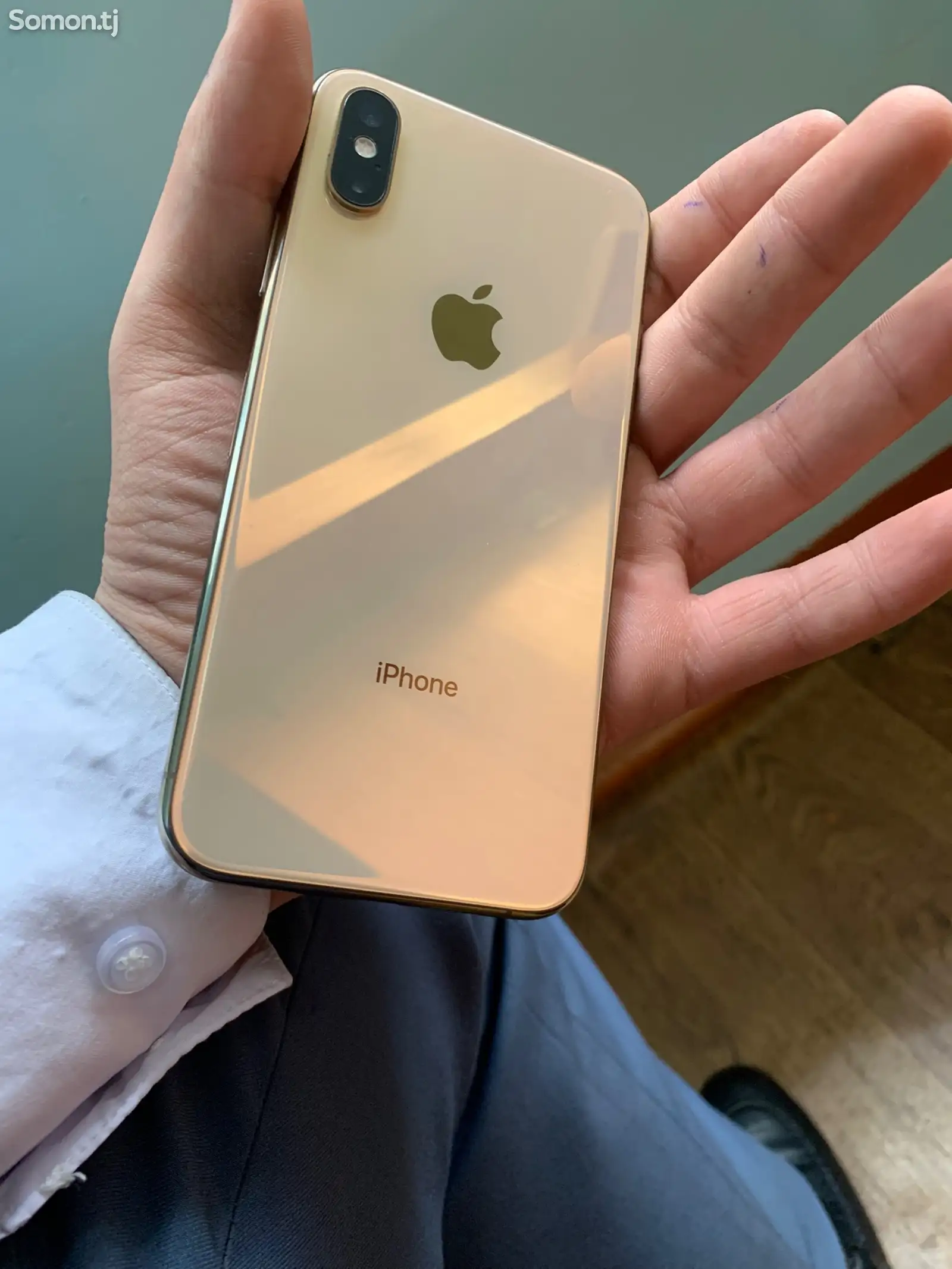 Apple iPhone Xs, 64 gb, Gold-3