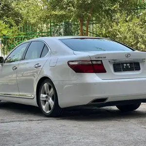 Lexus LS series, 2008