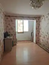 2-комн. квартира, 4 этаж, 40 м², Шараки Хиштгарон 5, Ҷ/Д Баҳор, хонаи 8-6