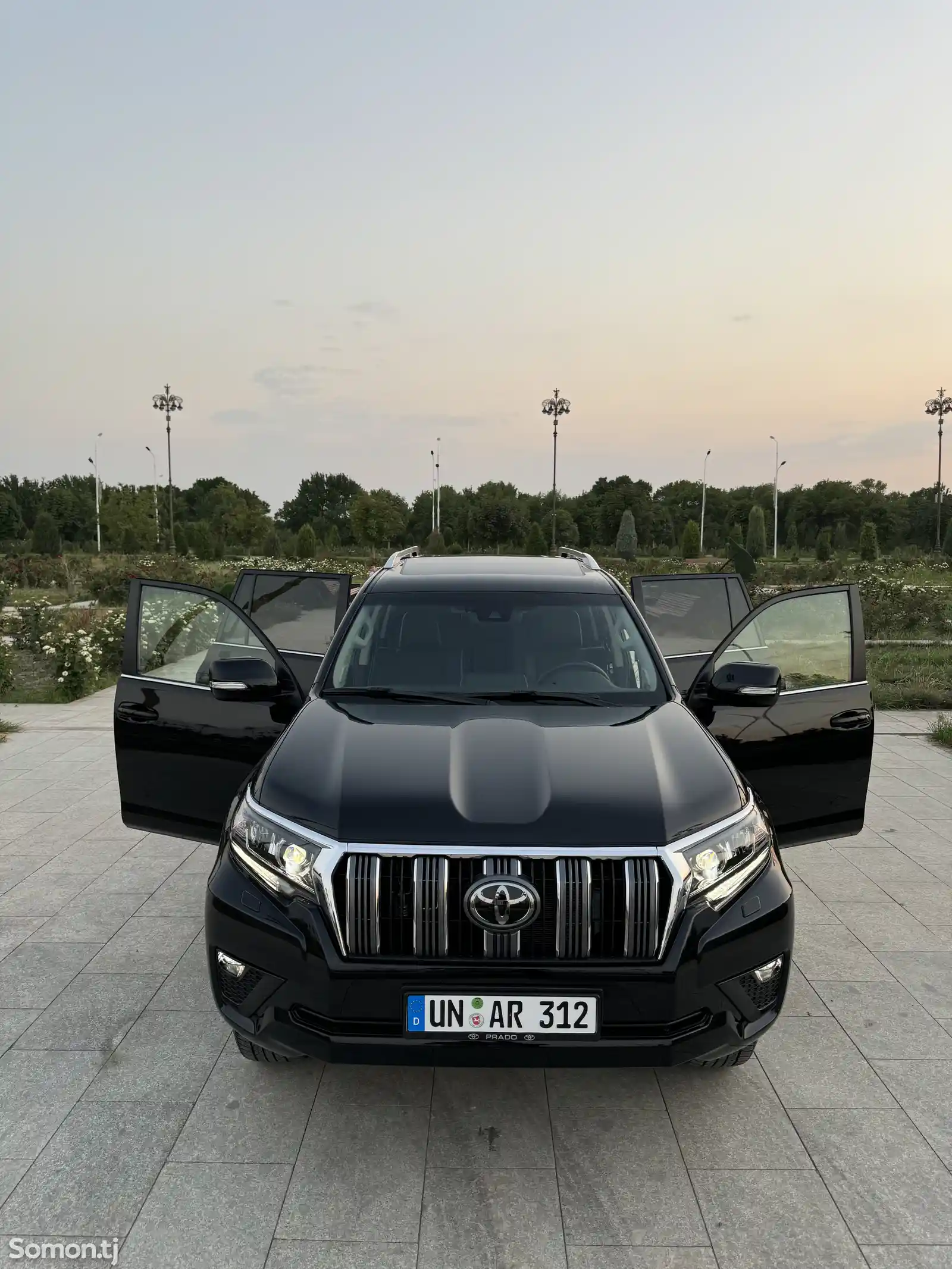 Toyota Land Cruiser Prado, 2023-8