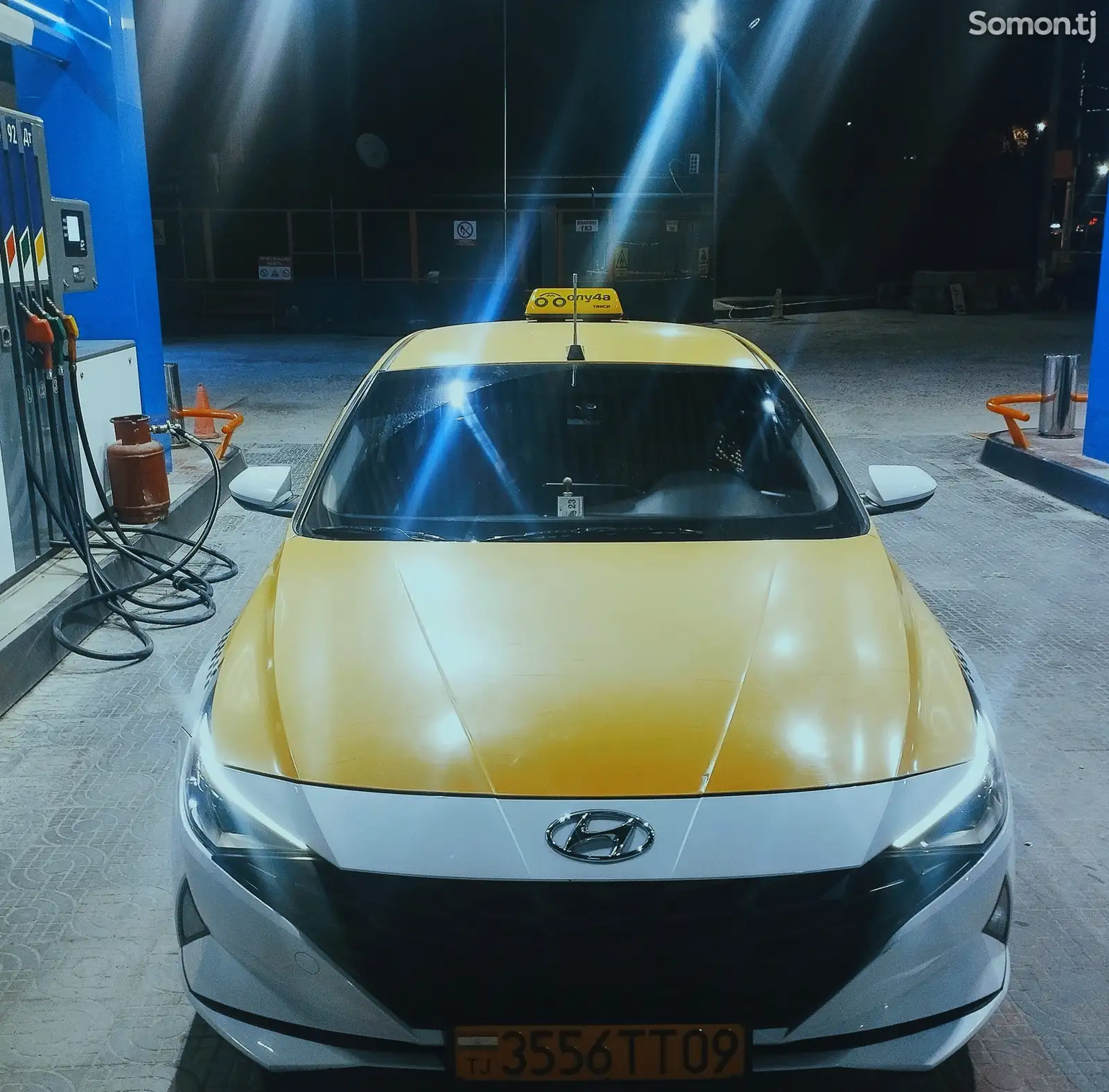 Hyundai Elantra, 2022-1