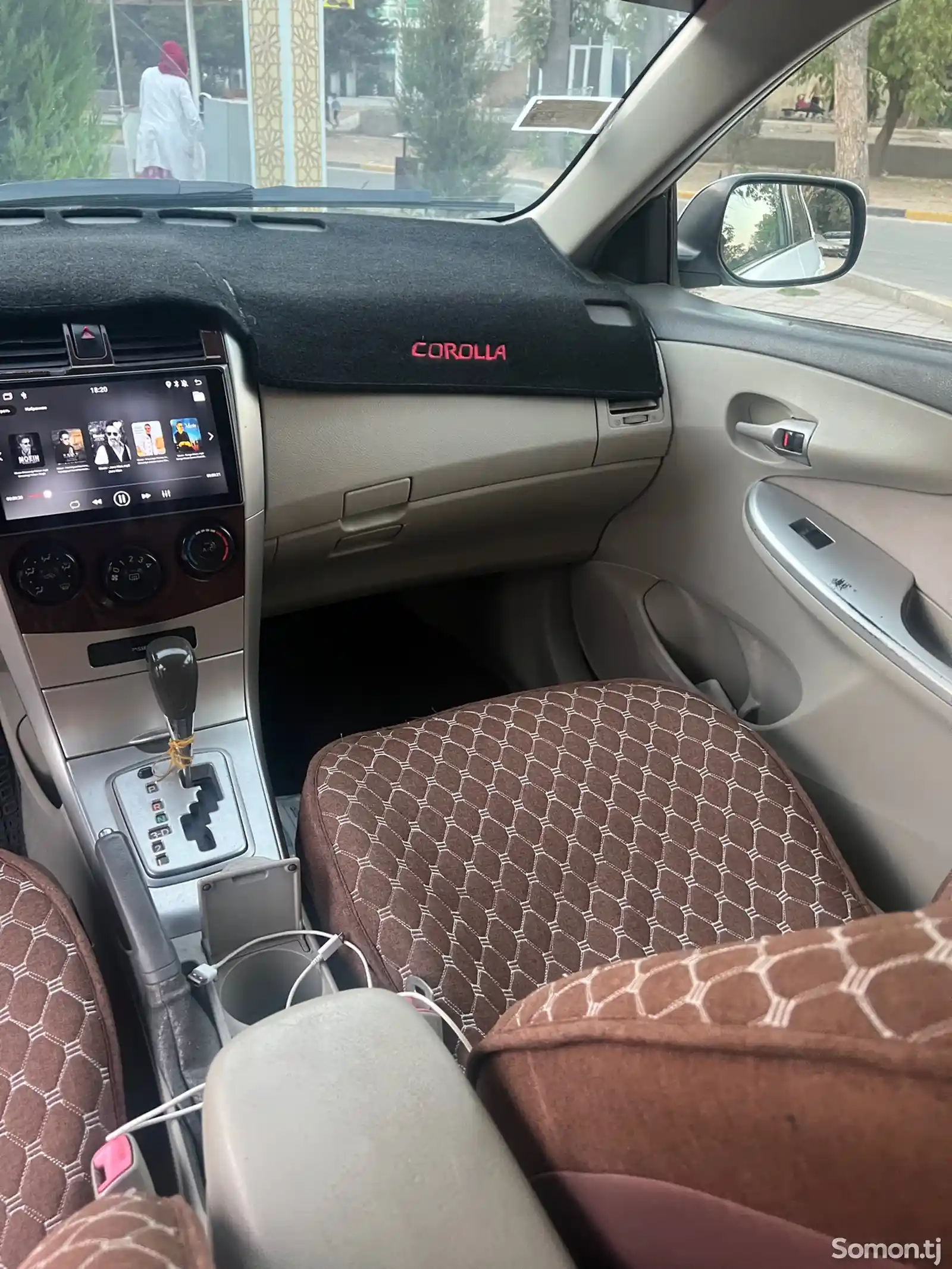 Toyota Corolla, 2010-13