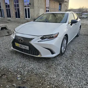 Lexus ES series, 2014