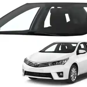 Лобовое стекло на Toyota Corolla 4 2015