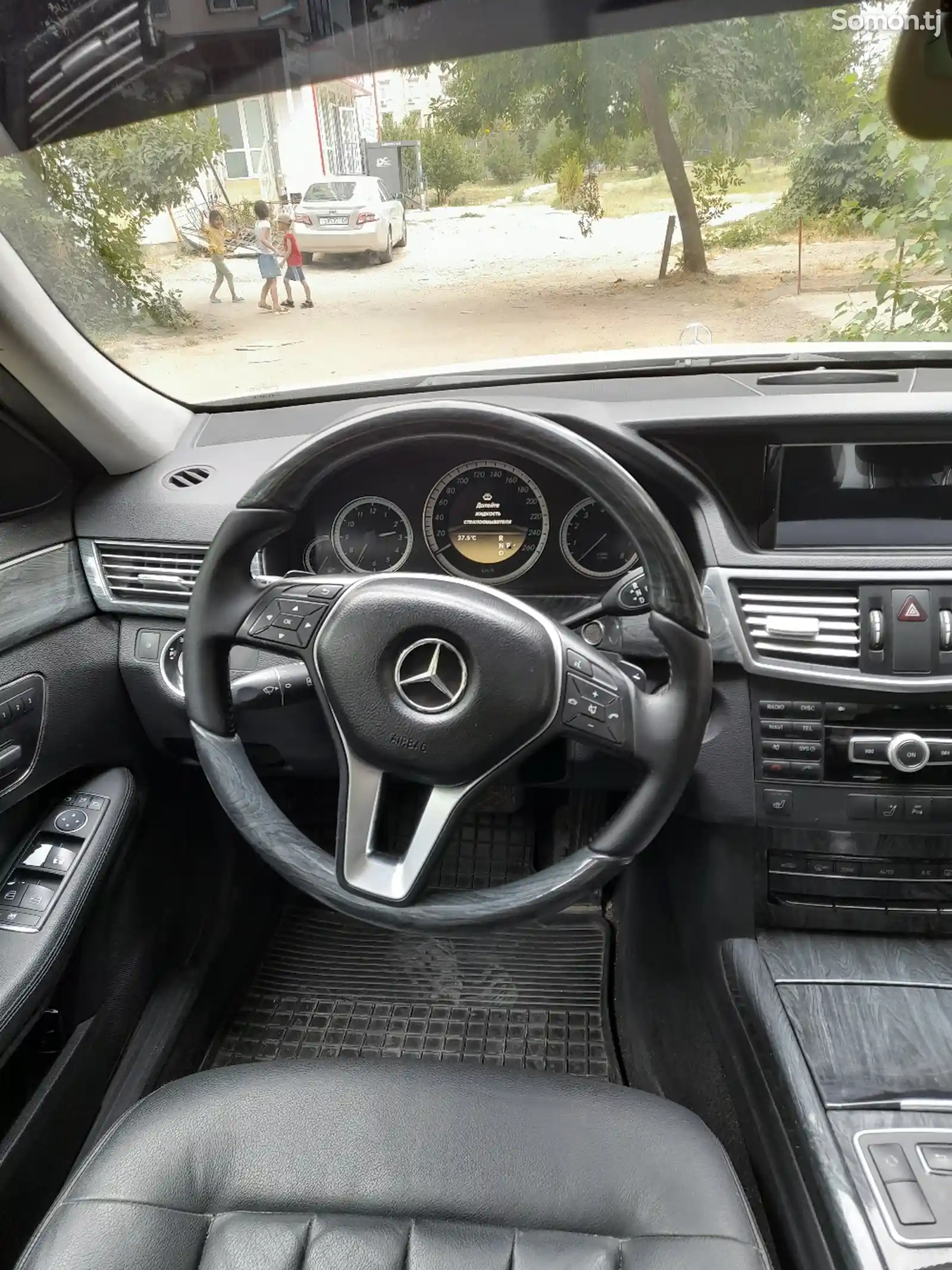 Mercedes-Benz E class, 2012-8