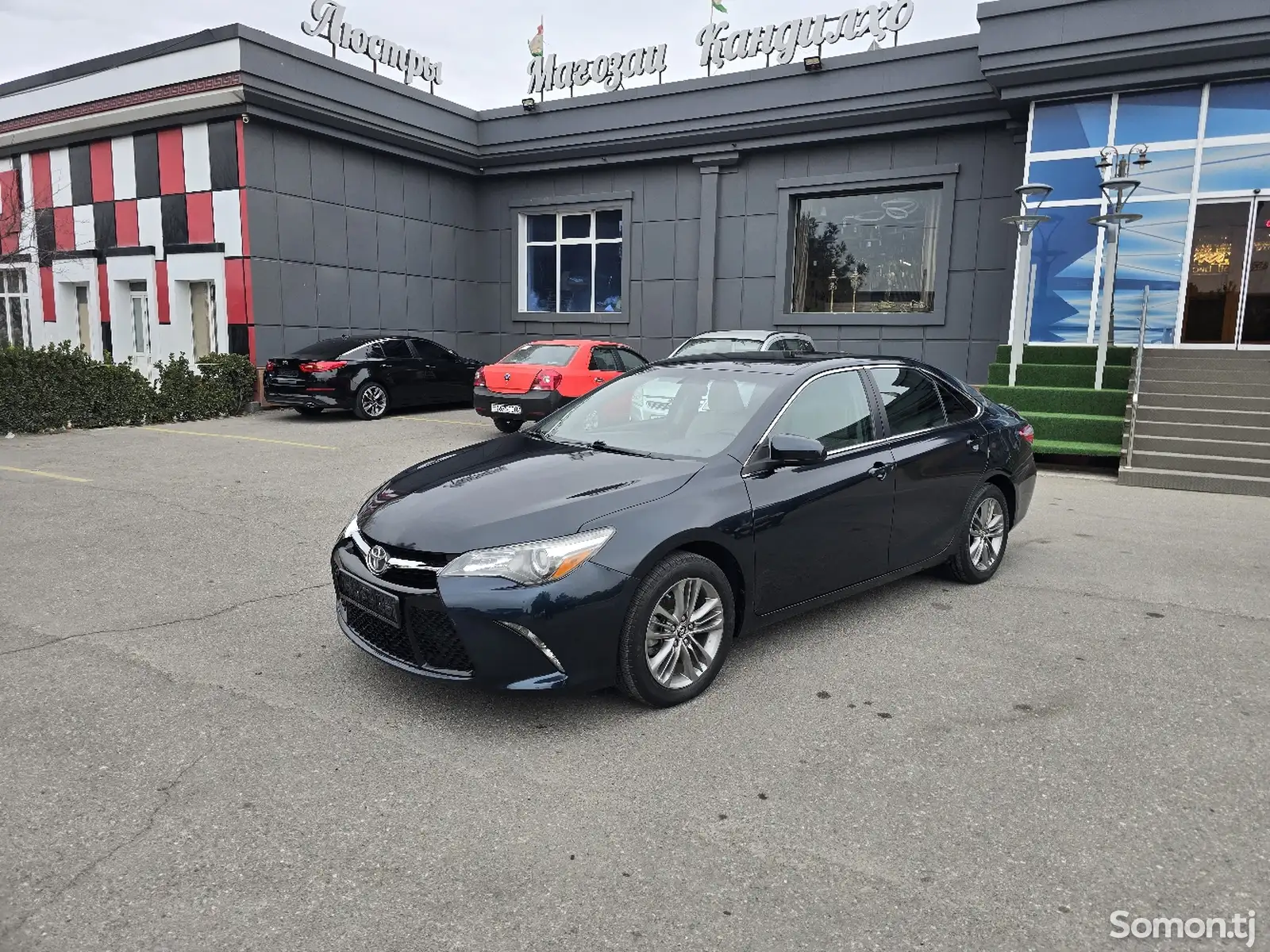 Toyota Camry, 2015-1