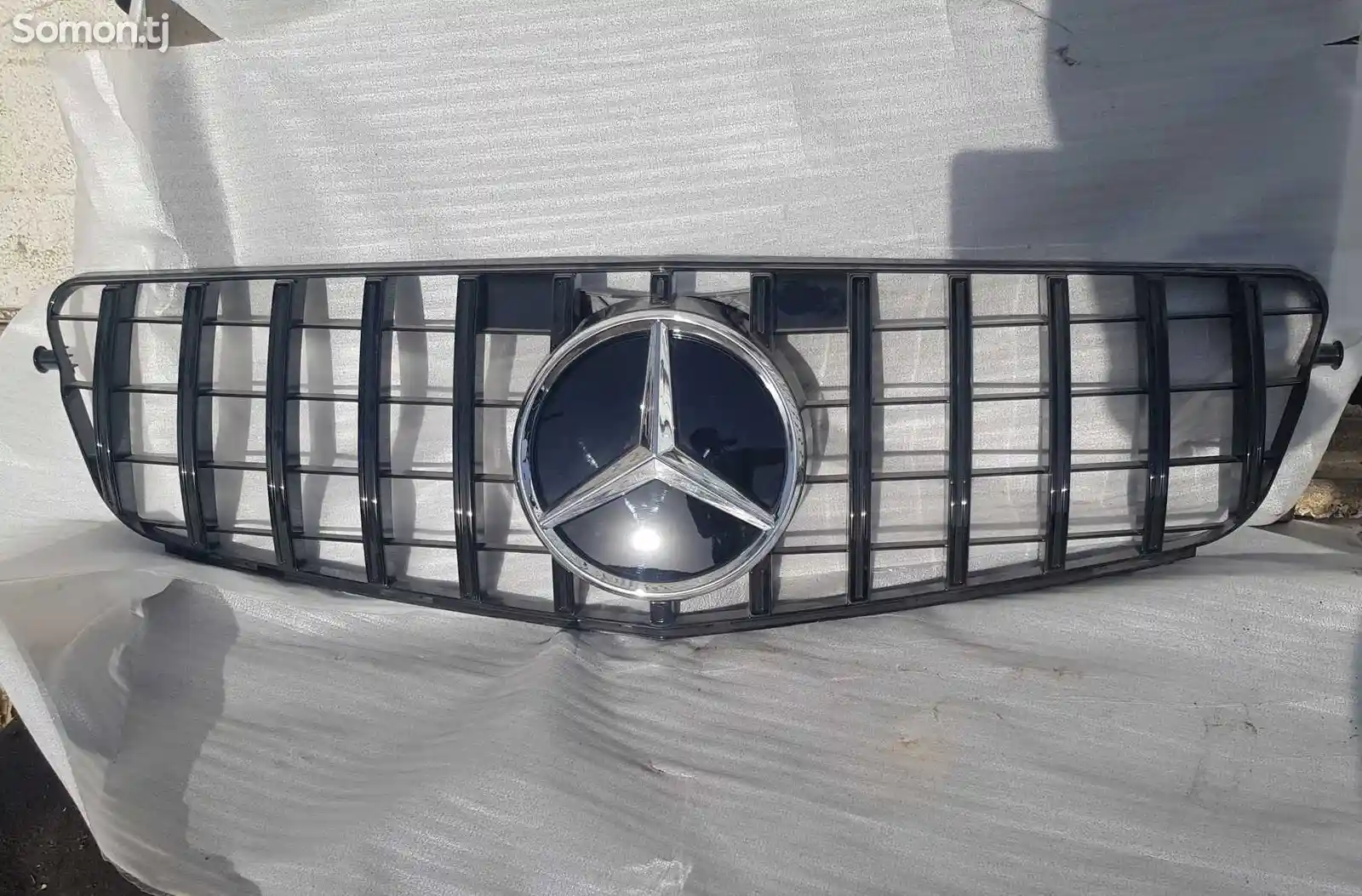Облицовка для Mercedes W204-1