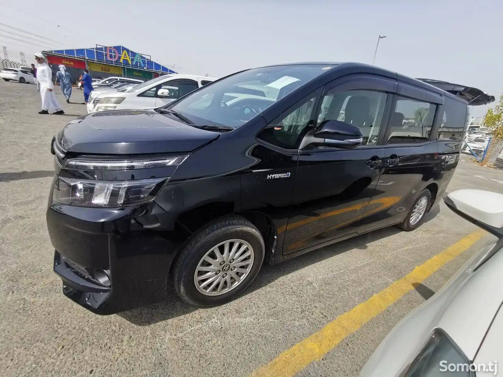 Toyota Voxy, 2014-15