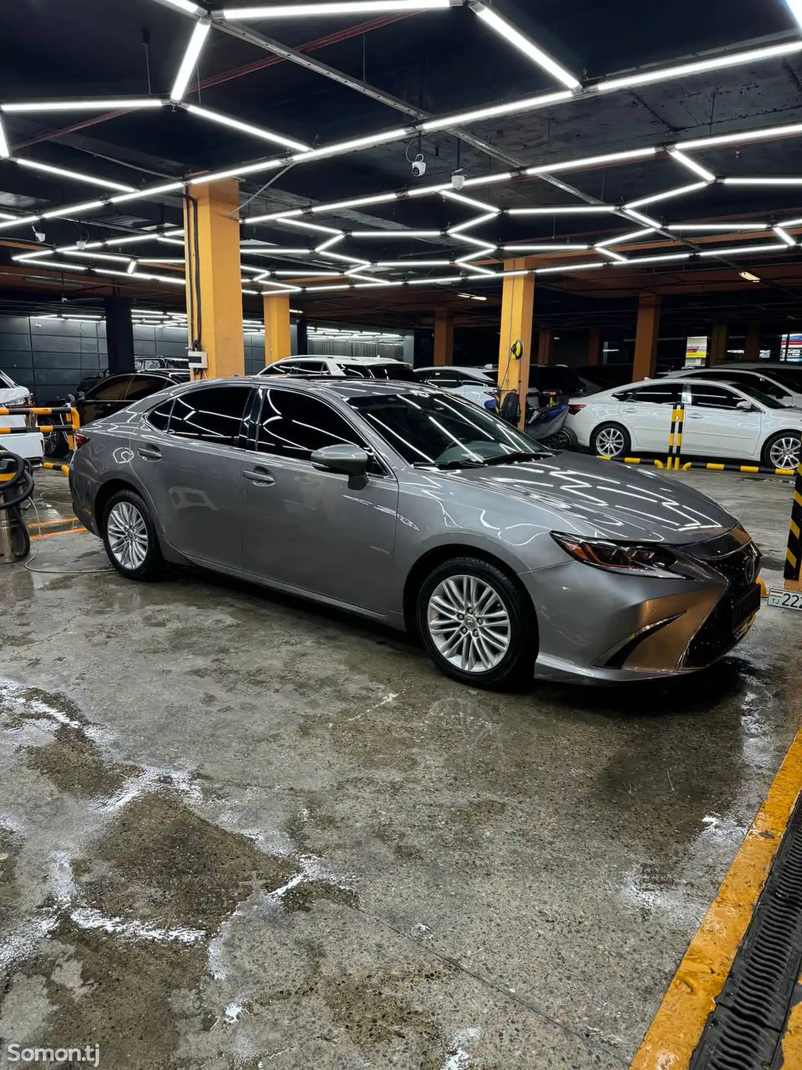 Lexus ES series, 2014-2