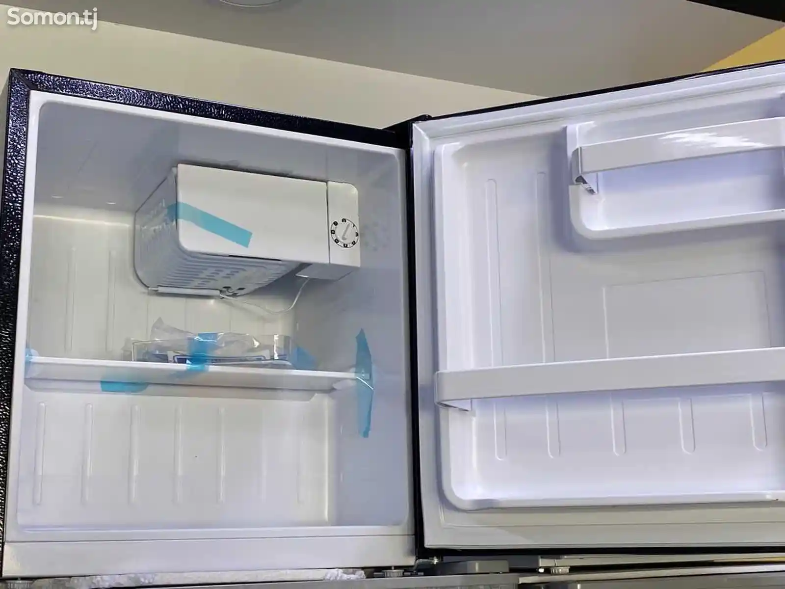 Холодильник Ascoli-3