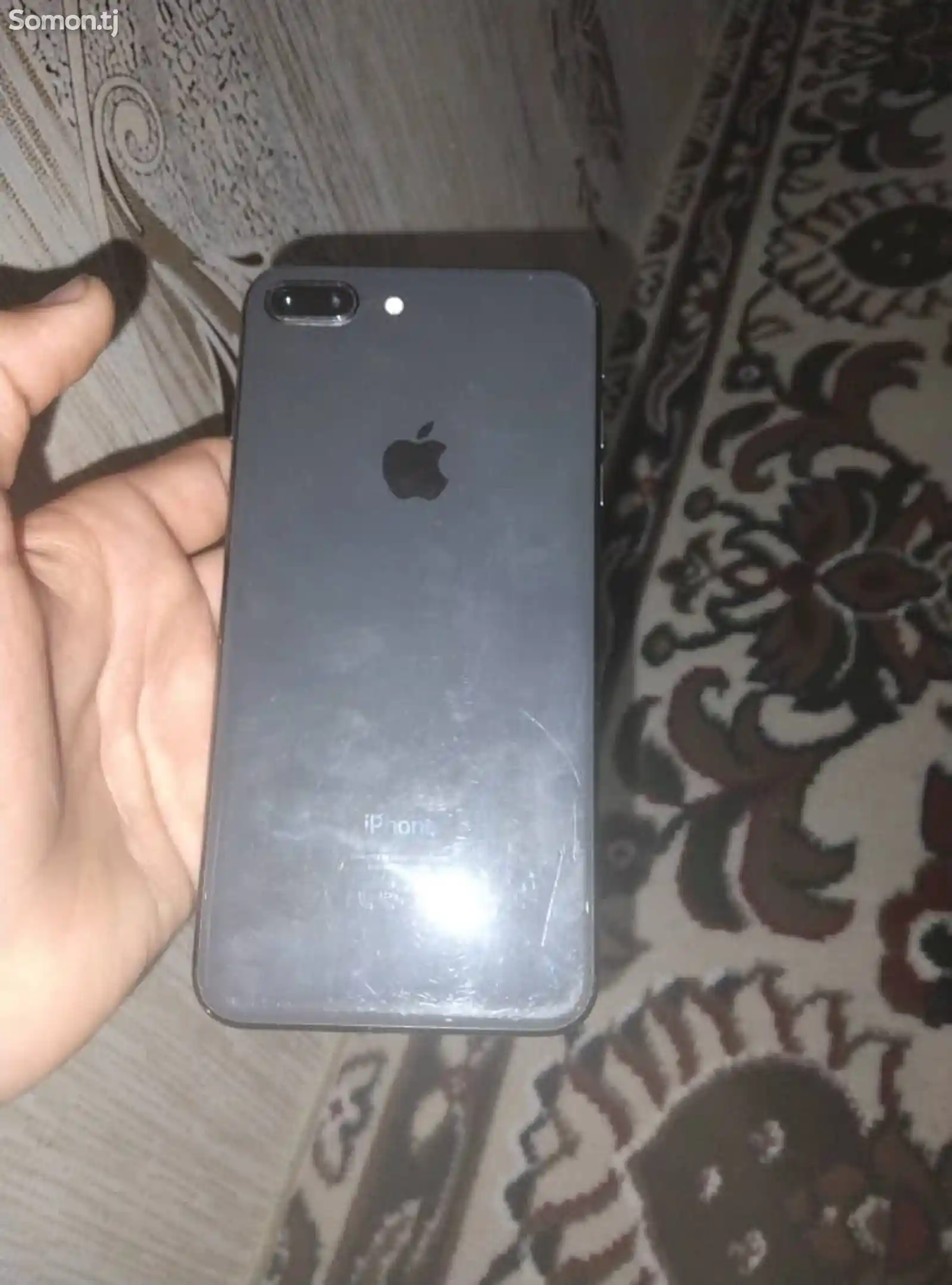 Apple iPhone 8 plus, 64 gb-2