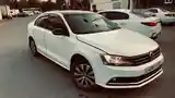 Volkswagen Jetta, 2015-9